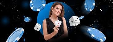 Pengalaman hiburan interaktif sepak bola dan live casino dalam tampilan modern